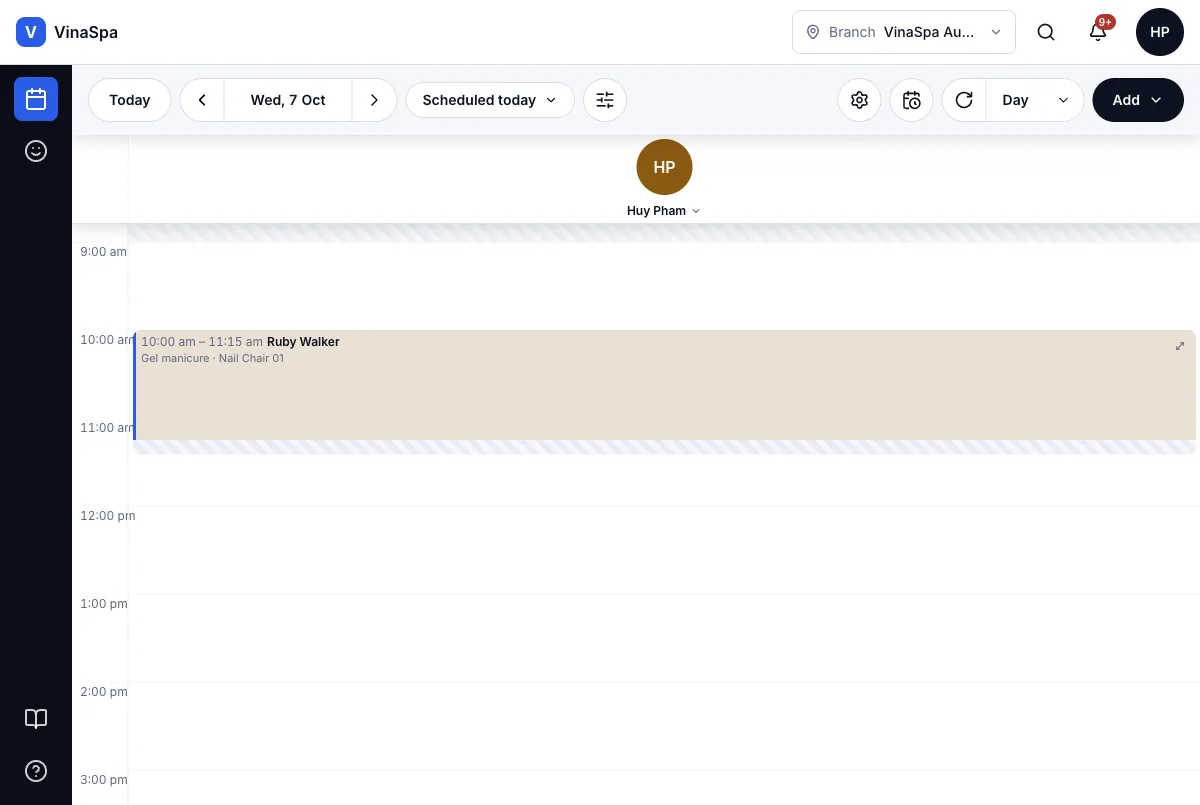 Therapists get their own login and see their own diary — Huy Pham's own diary (therapist login, second test salon) — Computer